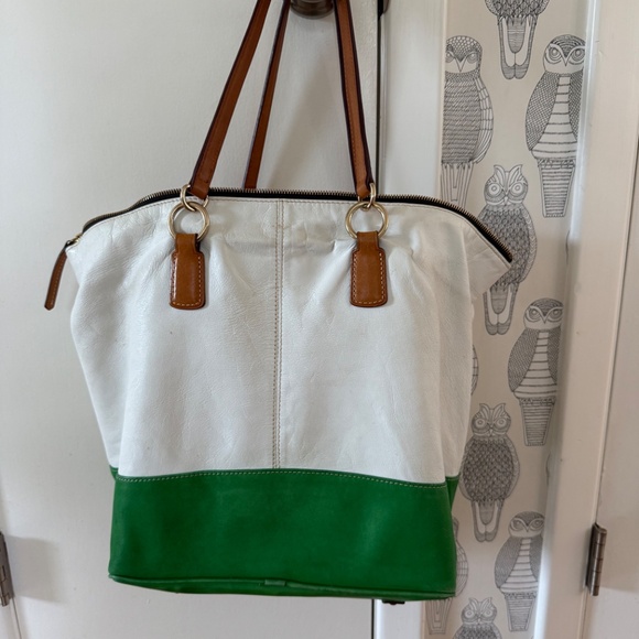 Dooney & Bourke White and Green Lambskin Shoulder Bag - Picture 3 of 6